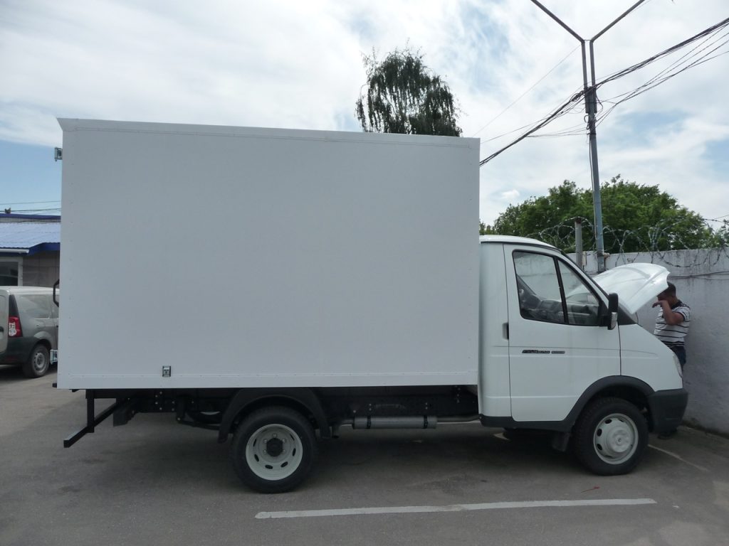 Сделали Промтоварный фургон в Москве за 230 000 рублей за 7 дней