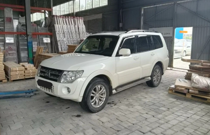 Оформили замену двигателя для автомобиля Mitsubishi Pajero в Серпухове за 21000 ₽